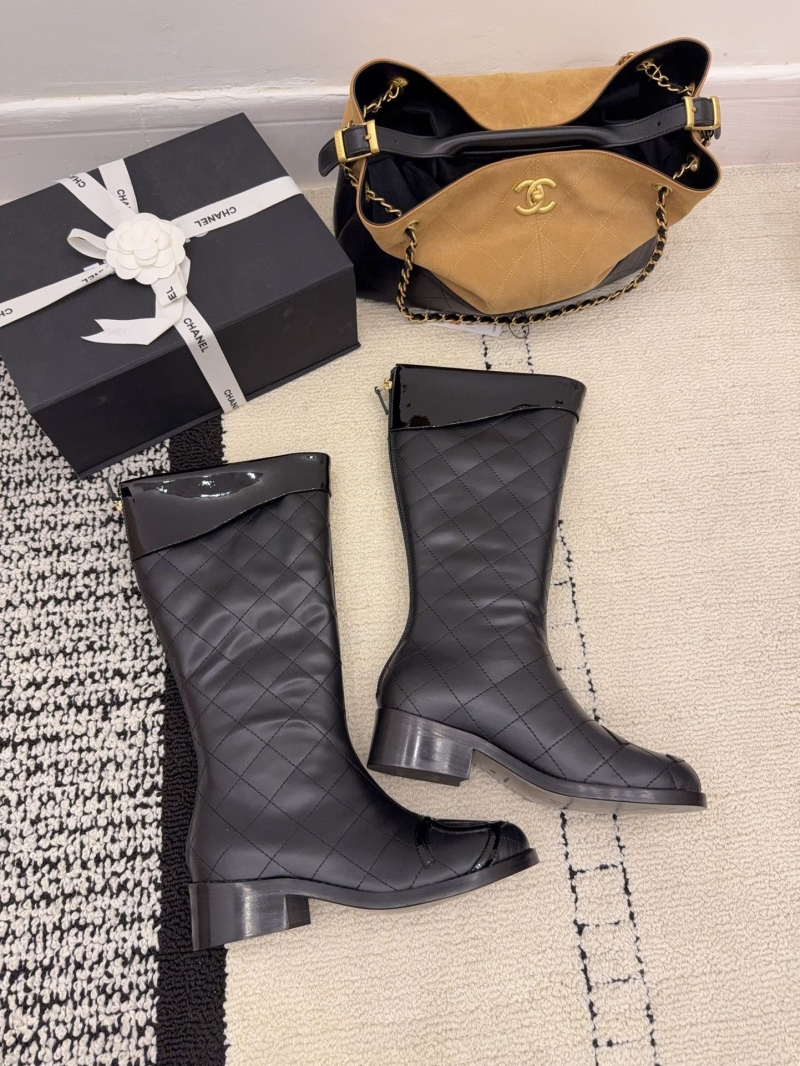 Ch**el boots